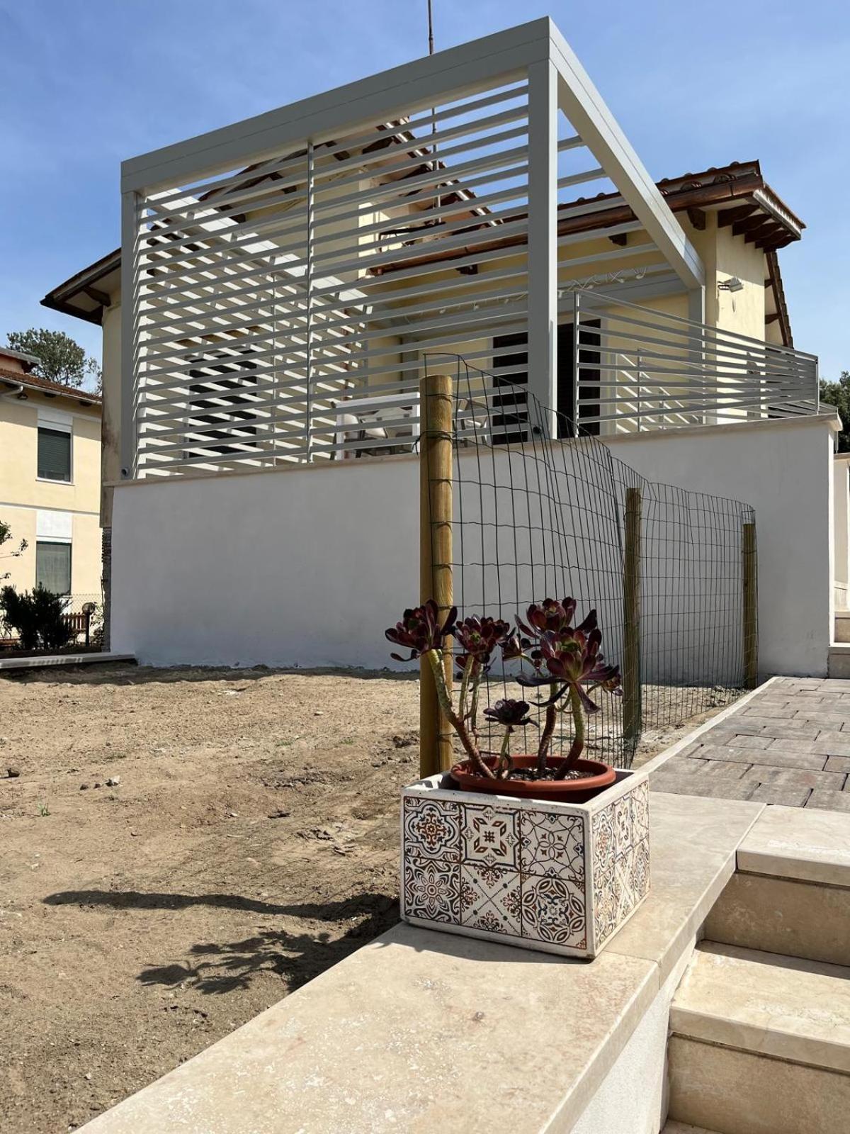 Appartamento In Villa A Tirrenia, Eleganza E Comfort A Pochi Passi Dal Mare Pisa Eksteriør bilde